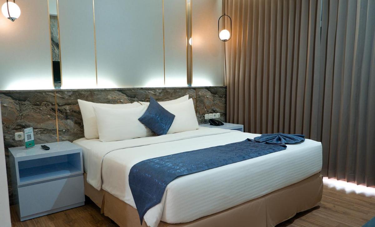 Hotel Ayola Sunrise Mojokerto Eksteriør bilde