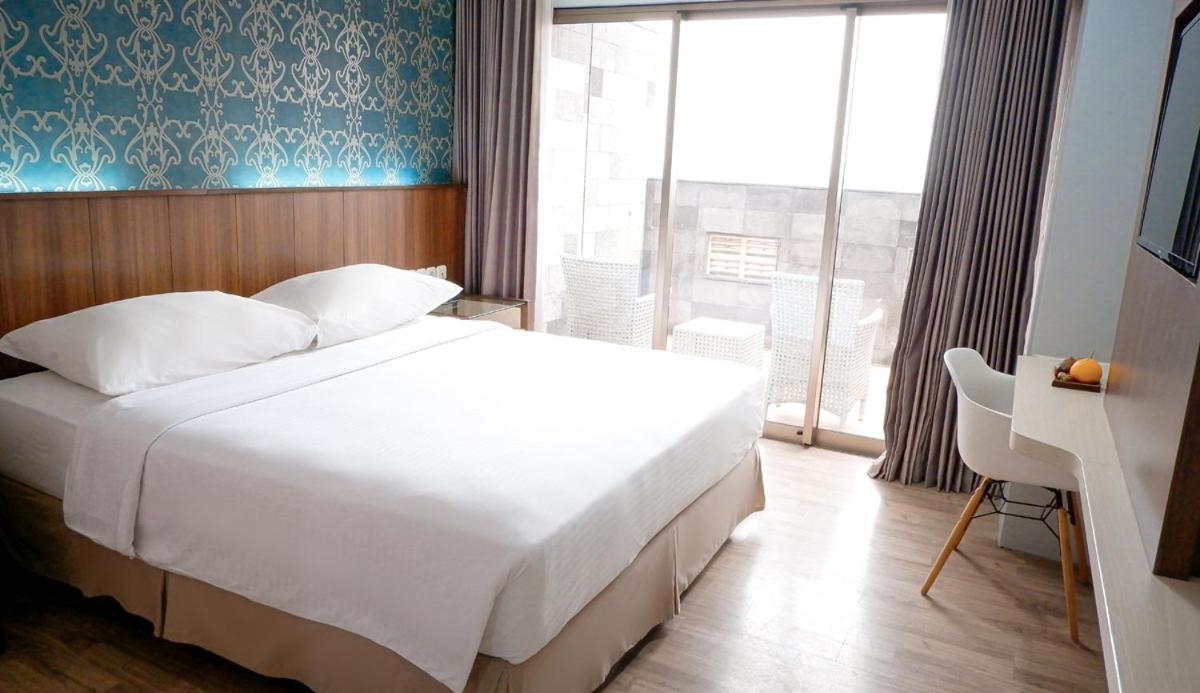 Hotel Ayola Sunrise Mojokerto Eksteriør bilde