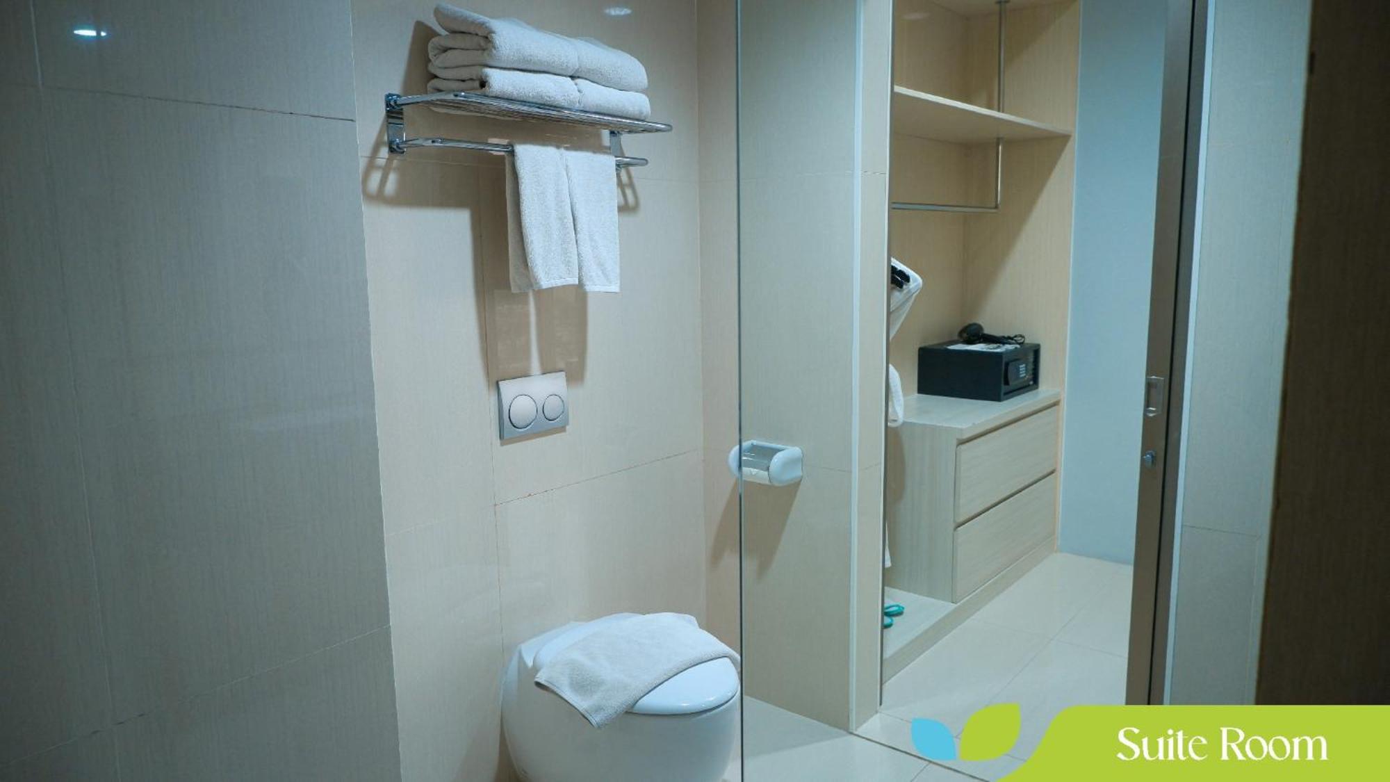 Hotel Ayola Sunrise Mojokerto Eksteriør bilde