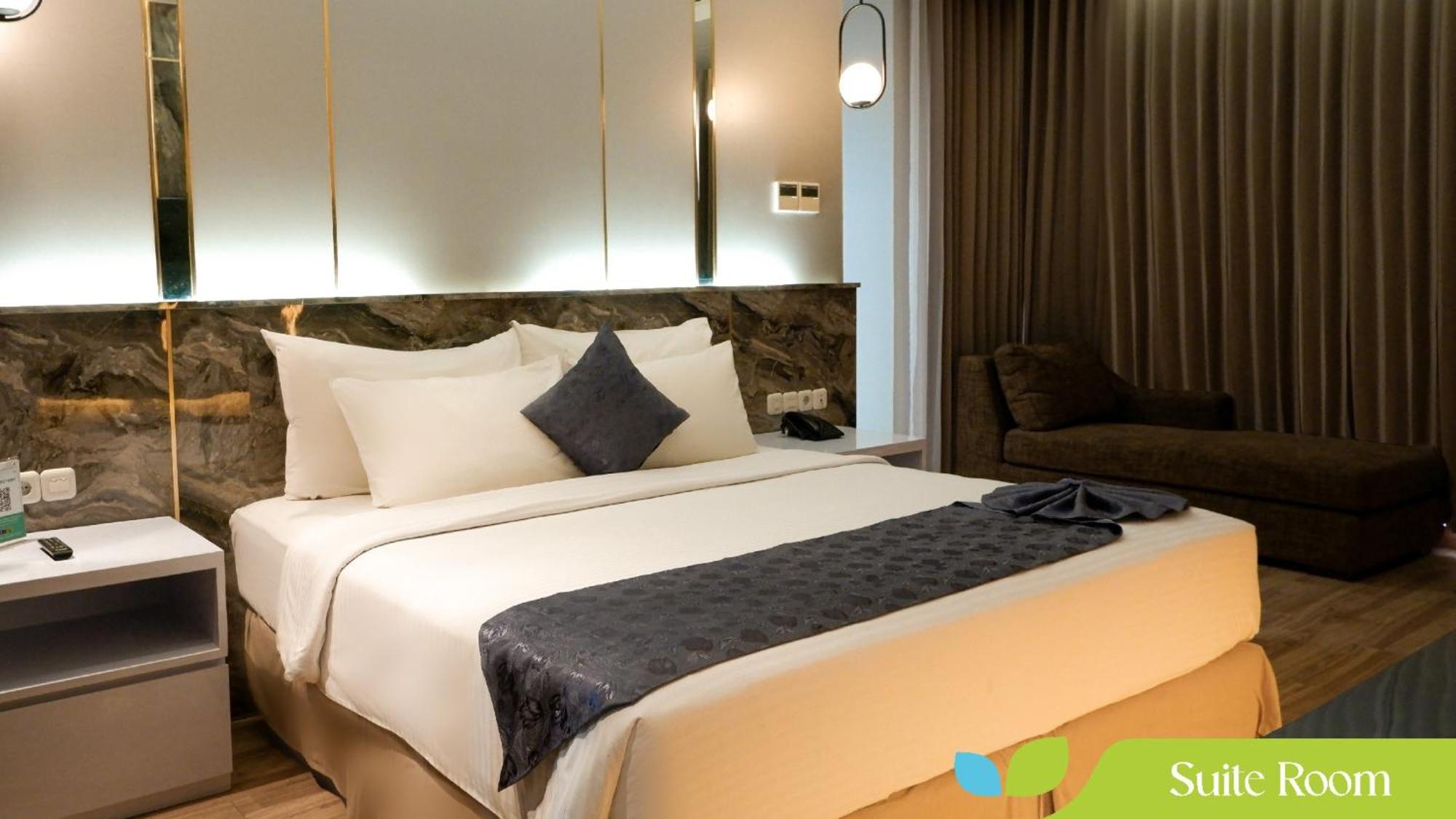 Hotel Ayola Sunrise Mojokerto Eksteriør bilde